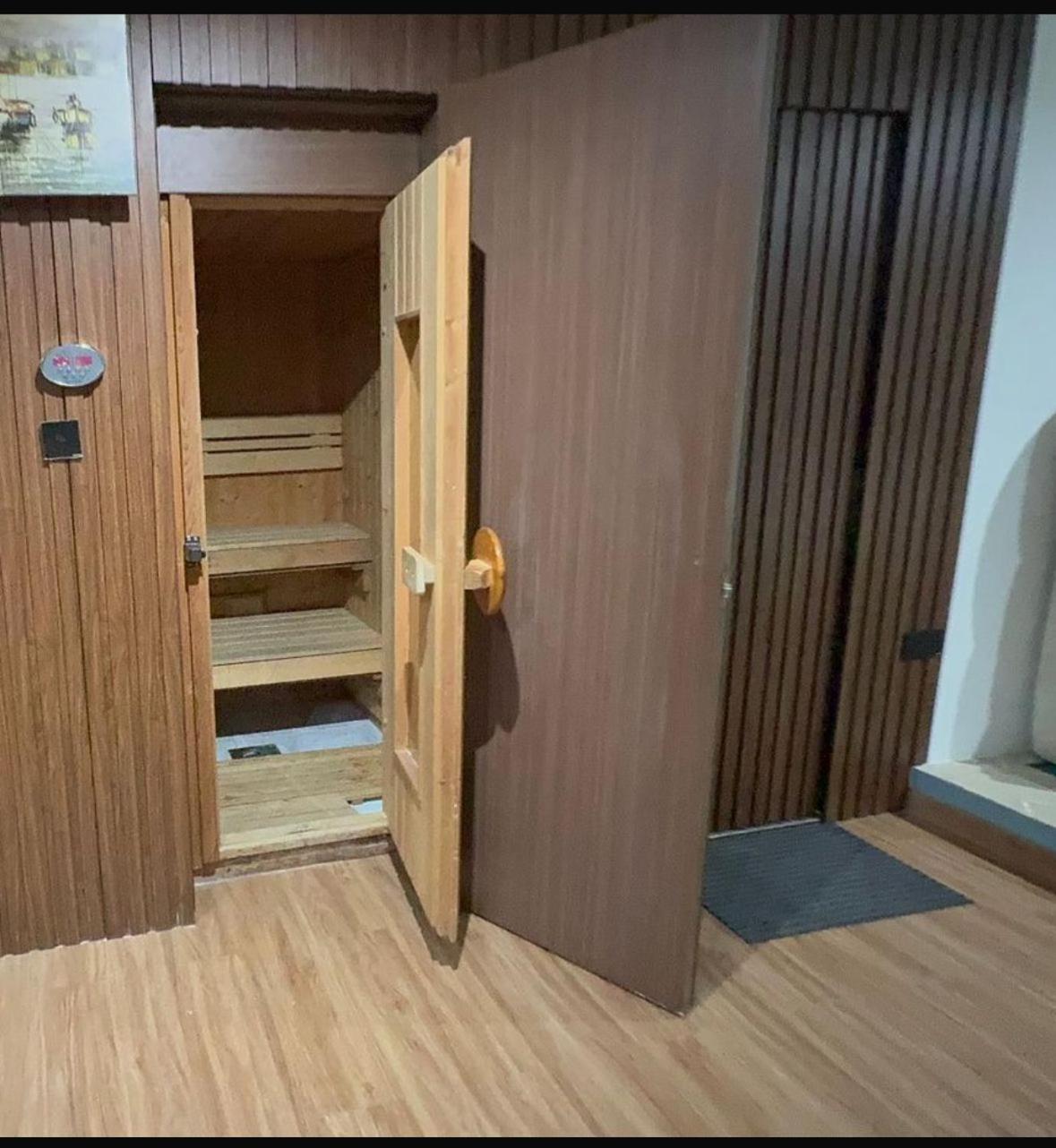 Retreat With Private Pool And Private Sauna